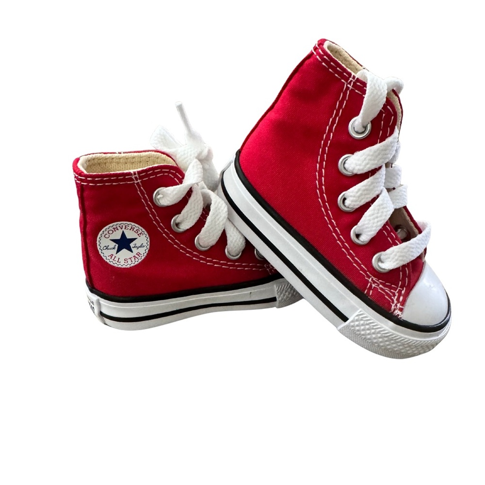 Converse Infant Chuck Taylor All Star High Top Red Sneakers Size 2 (New in Box)